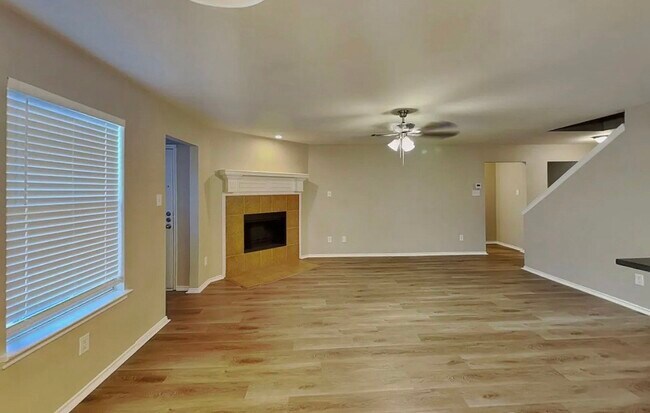 Building Photo - A Place to Settle In: Inviting 5-Bedroom Family Home