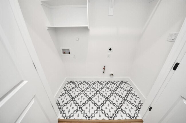 Building Photo - 107 Frawley St