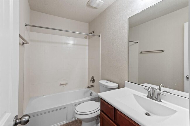 Building Photo - 14143 Astonshire Ln