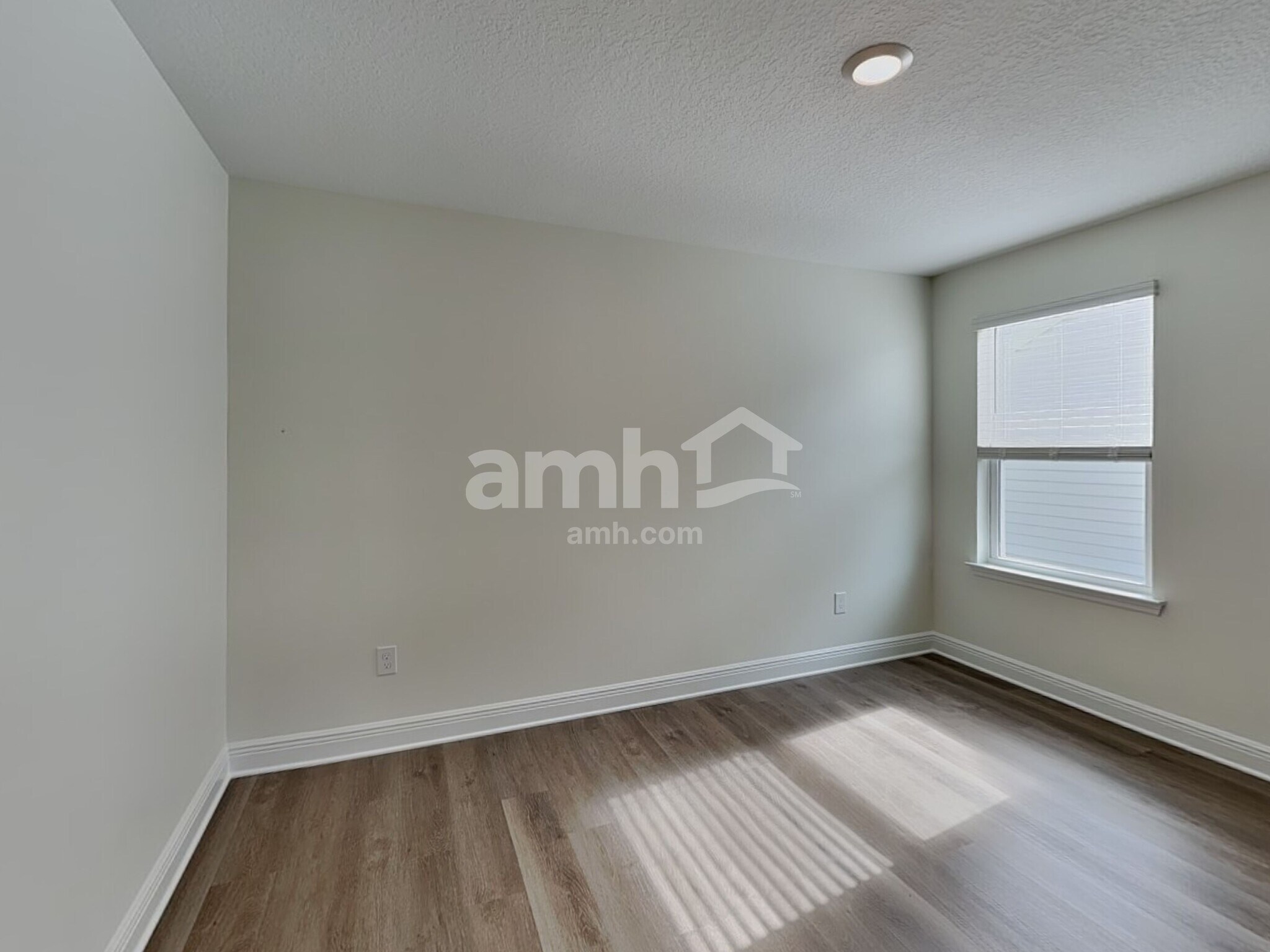 Building Photo - 1530 Blue Nile Pt