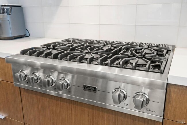 Building Photo - 48 Junipero Serra Ave