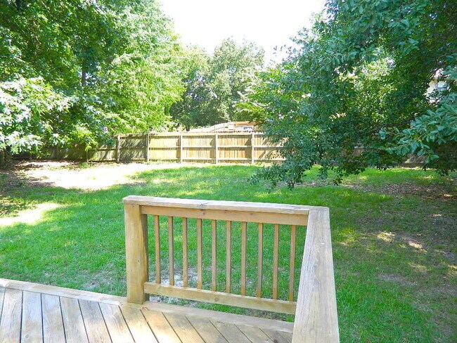 Building Photo - 3950 Braddock St