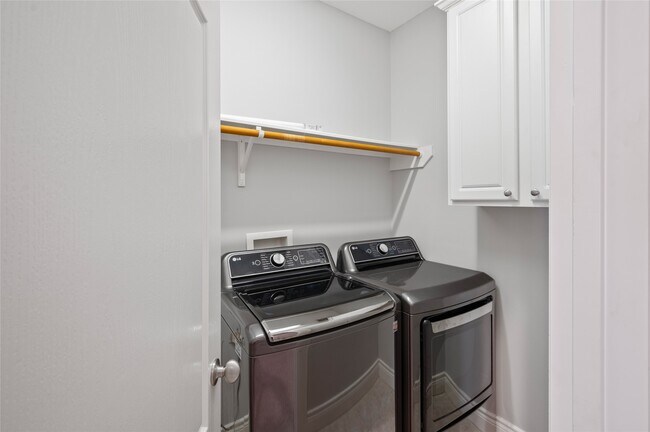 Building Photo - 1409 Rosedale St