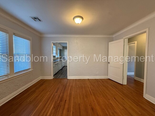 Building Photo - For Lease | Midtown Tulsa | Available Now