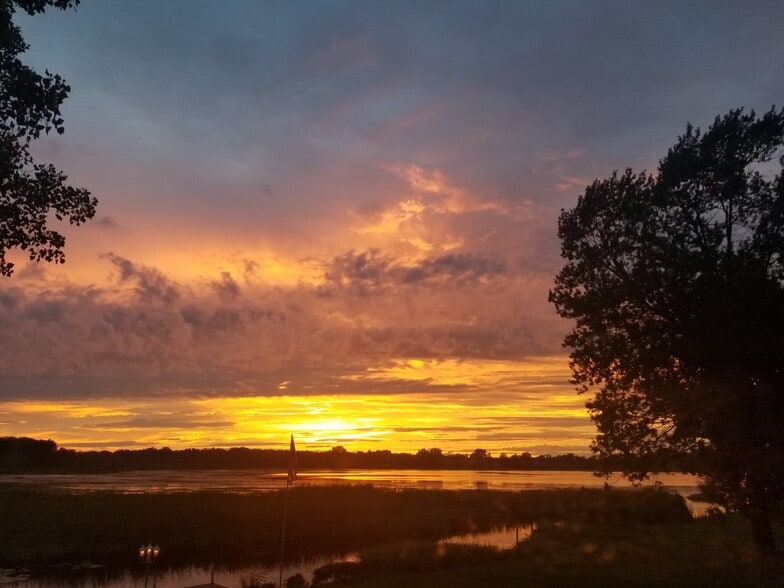 Sunsets from Deck - 15920 Short St