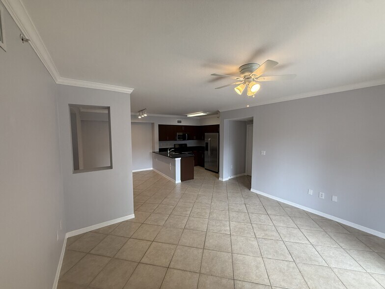 Building Photo - 6386 Emerald Dunes Dr