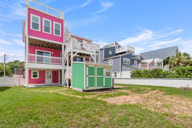 Building Photo - 925 General Whiting Blvd