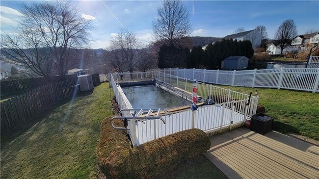 Building Photo - Spacious 4-Bedroom 3.5 bath Colonial with Pool & Modern Upgrades