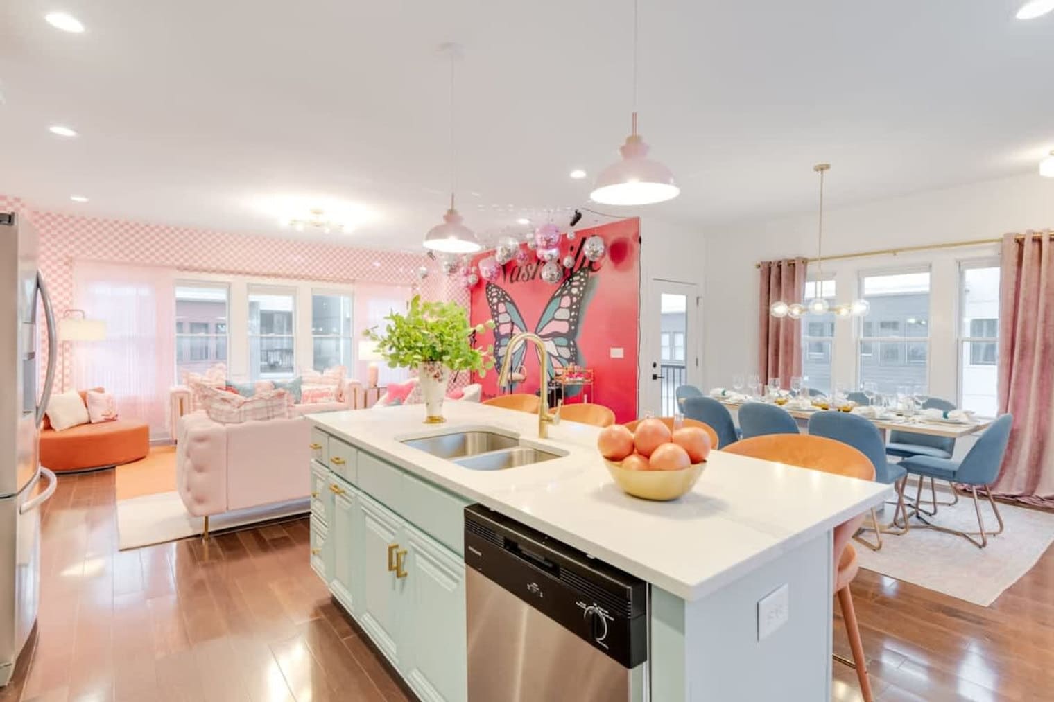 Building Photo - 2826 Hutson Ave