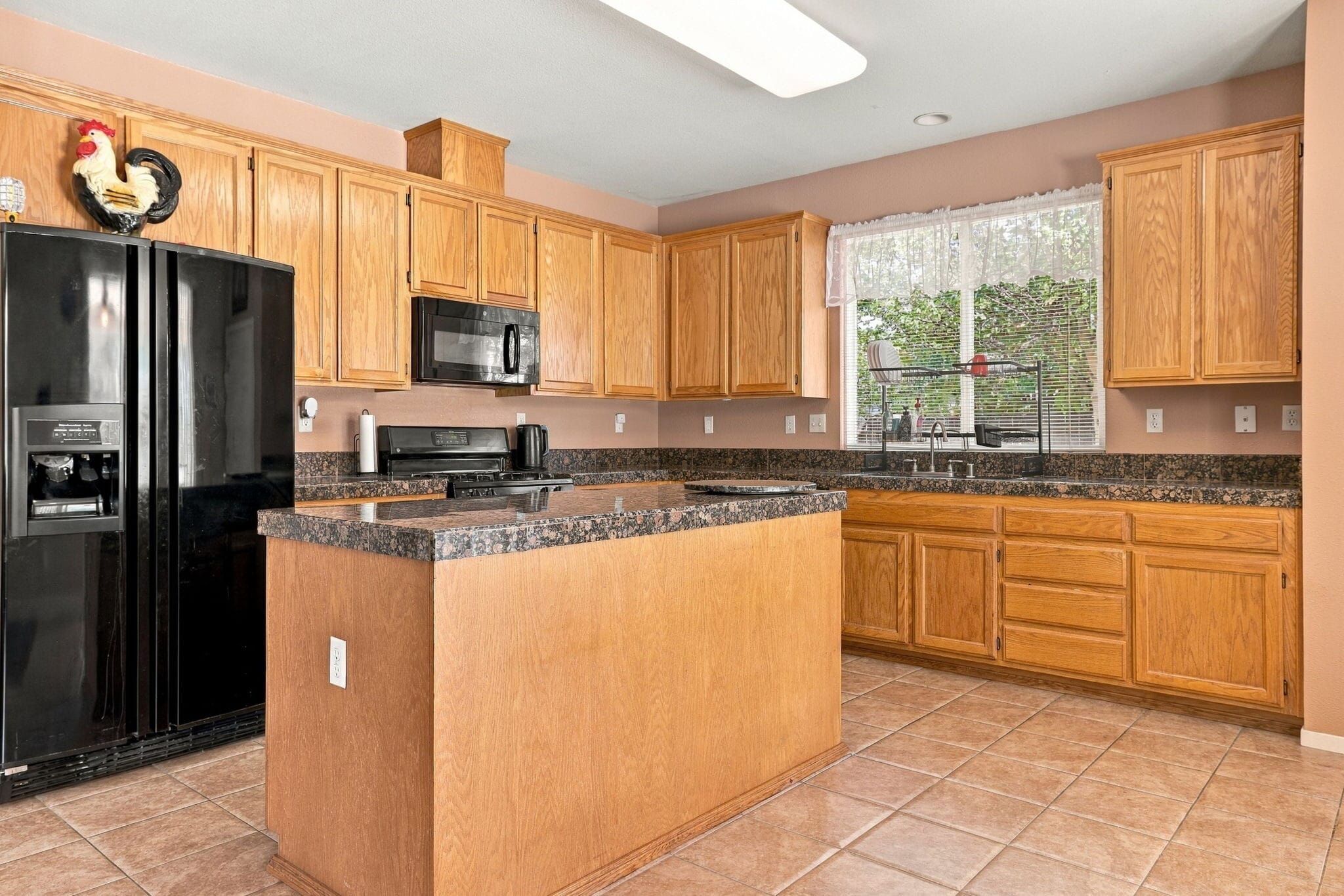 Building Photo - 204 Millbrook Dr