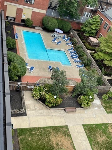 Building Photo - 85 Brainerd Rd