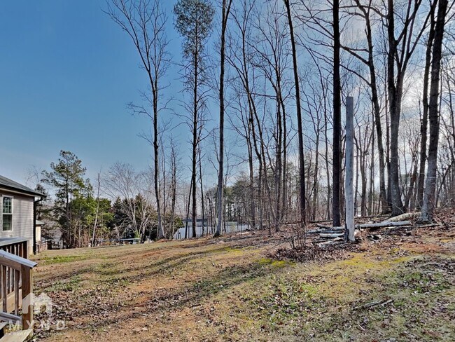 Building Photo - 218 Aspen Dr