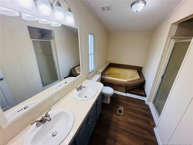 Building Photo - 37 Jefferson Ln