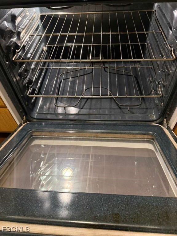 Building Photo - 608 Gerald Ave