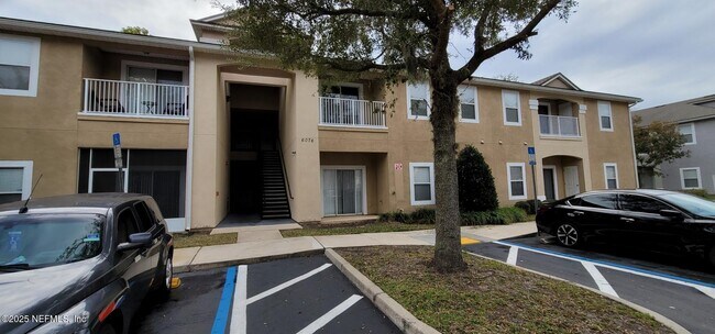 Building Photo - 6076 Maggies Cir