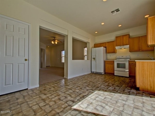 Building Photo - 3506 N 130th Ave