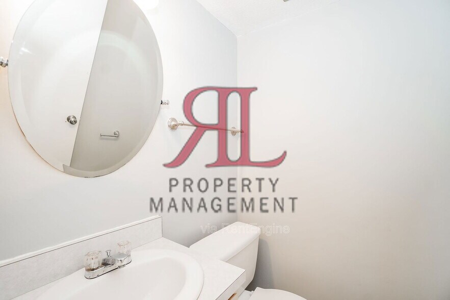 Building Photo - 6572 San Miguel Pl