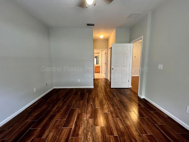 Building Photo - 342 Fern Lake Dr