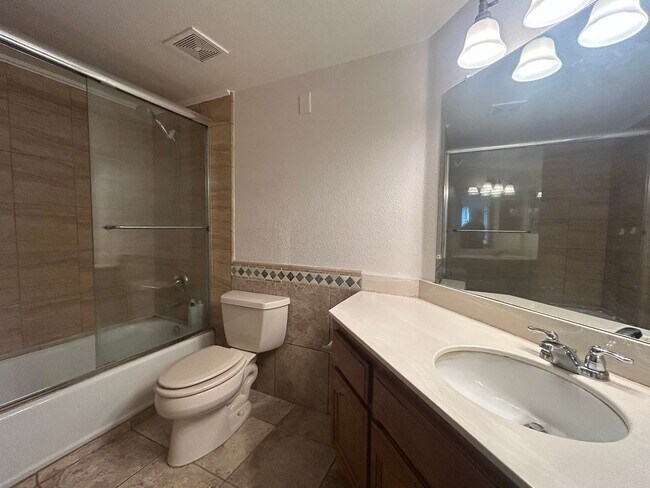 Building Photo - 3068 Prado Ln