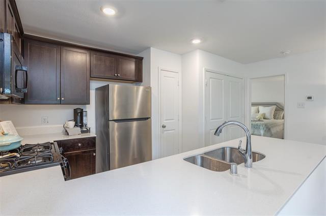 Building Photo - 6104 Darkstar Dr