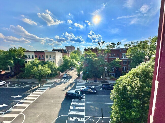 Building Photo - 1625 15th St NW