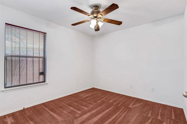 Building Photo - 721 Somerset Dr