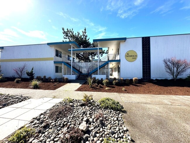 Building Photo - Tamarack#
