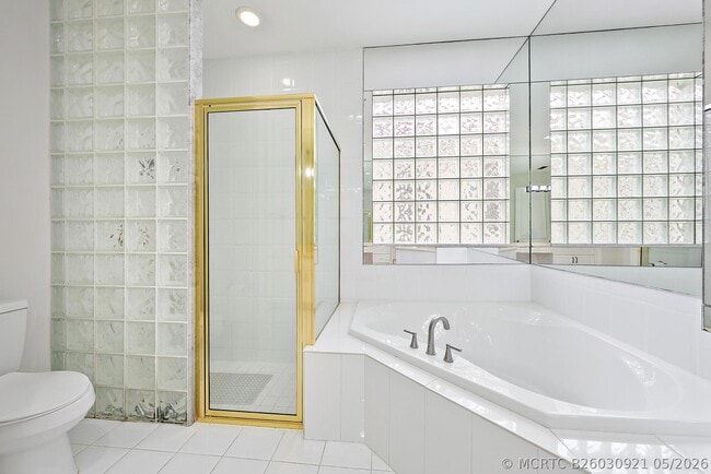 Building Photo - 8405 Legend Club Dr