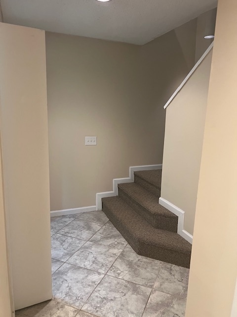 Building Photo - 46 Woodwind Ct