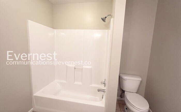 Building Photo - 120 Buckingham Cir