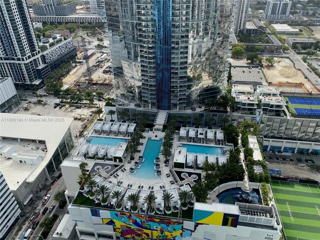 Building Photo - 888 Biscayne Blvd