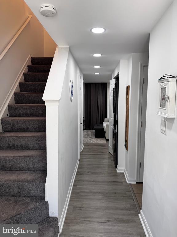 Building Photo - 318 Wood Hollow Ct