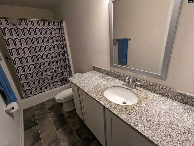 Building Photo - 139 Weeping Willow Cir