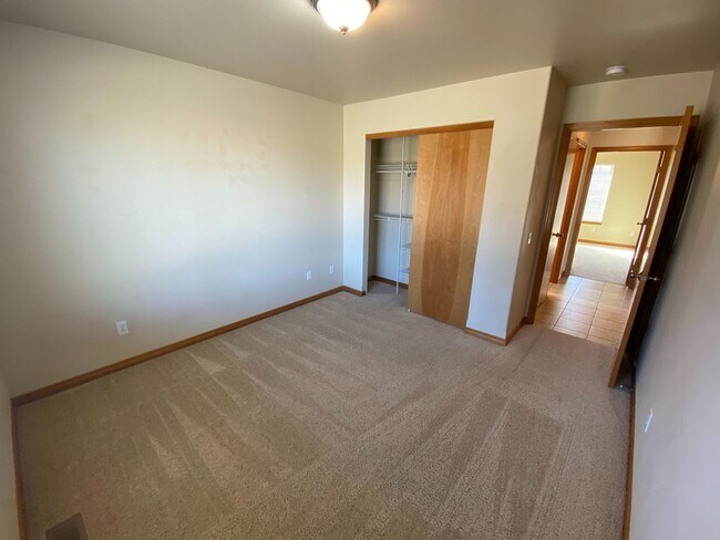 Building Photo - Nice 3 Bed, 2 Bath Home!