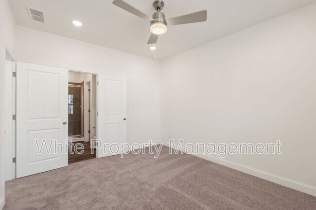 Building Photo - 5009 Cherry Gum Ct