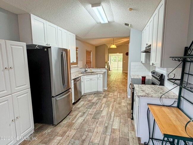 Building Photo - 4271 Hanging Moss Dr