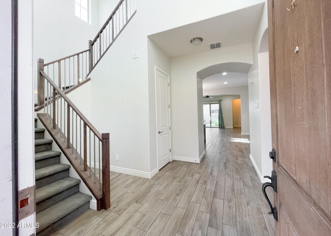 Building Photo - 2902 E Ebony Dr