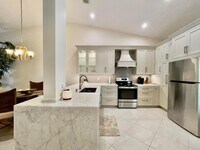 Building Photo - 202 Cypress Point Dr