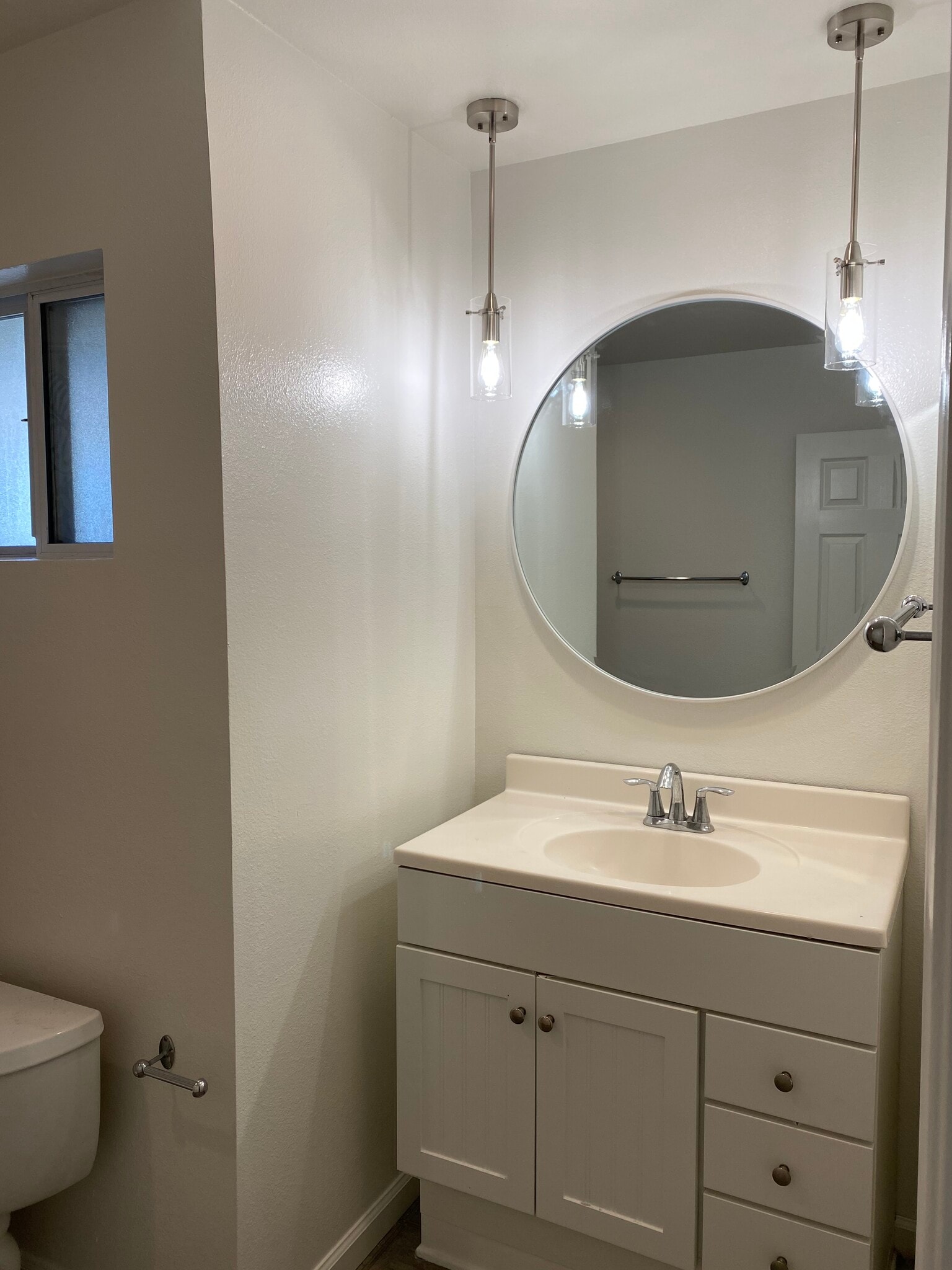 Building Photo - 202 David Dr