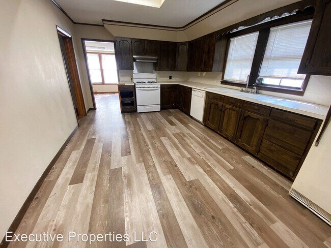 Building Photo - 2 br, 2 bath House - 315 West Lagrange Street