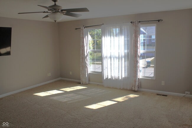 Building Photo - 2244 McGregor Ct