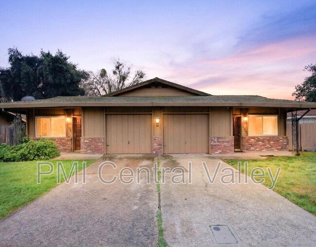 Building Photo - 3102 W Swain Rd