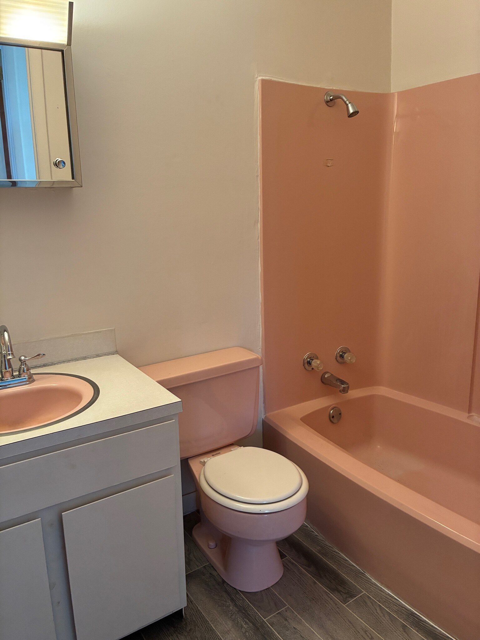 Building Photo - 7545 Rob St NW