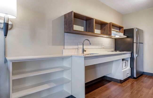 Building Photo - Furnished Studio-Oakland - Alameda