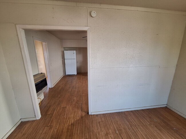 Building Photo - Cute home in Baird