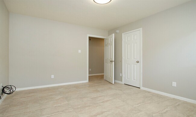 Building Photo - 10826 Elgar Ln