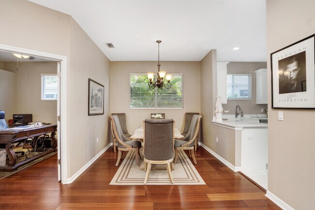 Building Photo - 8982 Founders Cir