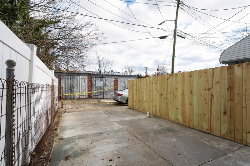 Building Photo - 3529 Greenmount Ave