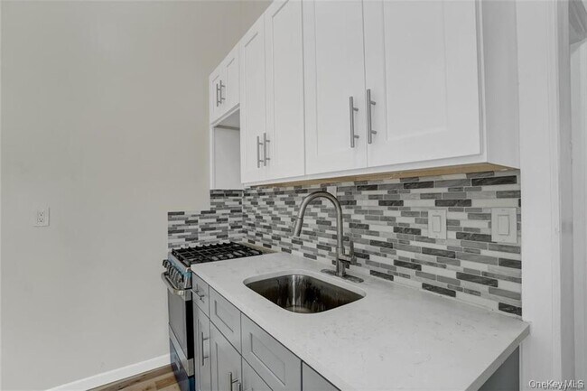Building Photo - 246 Orchard Dr