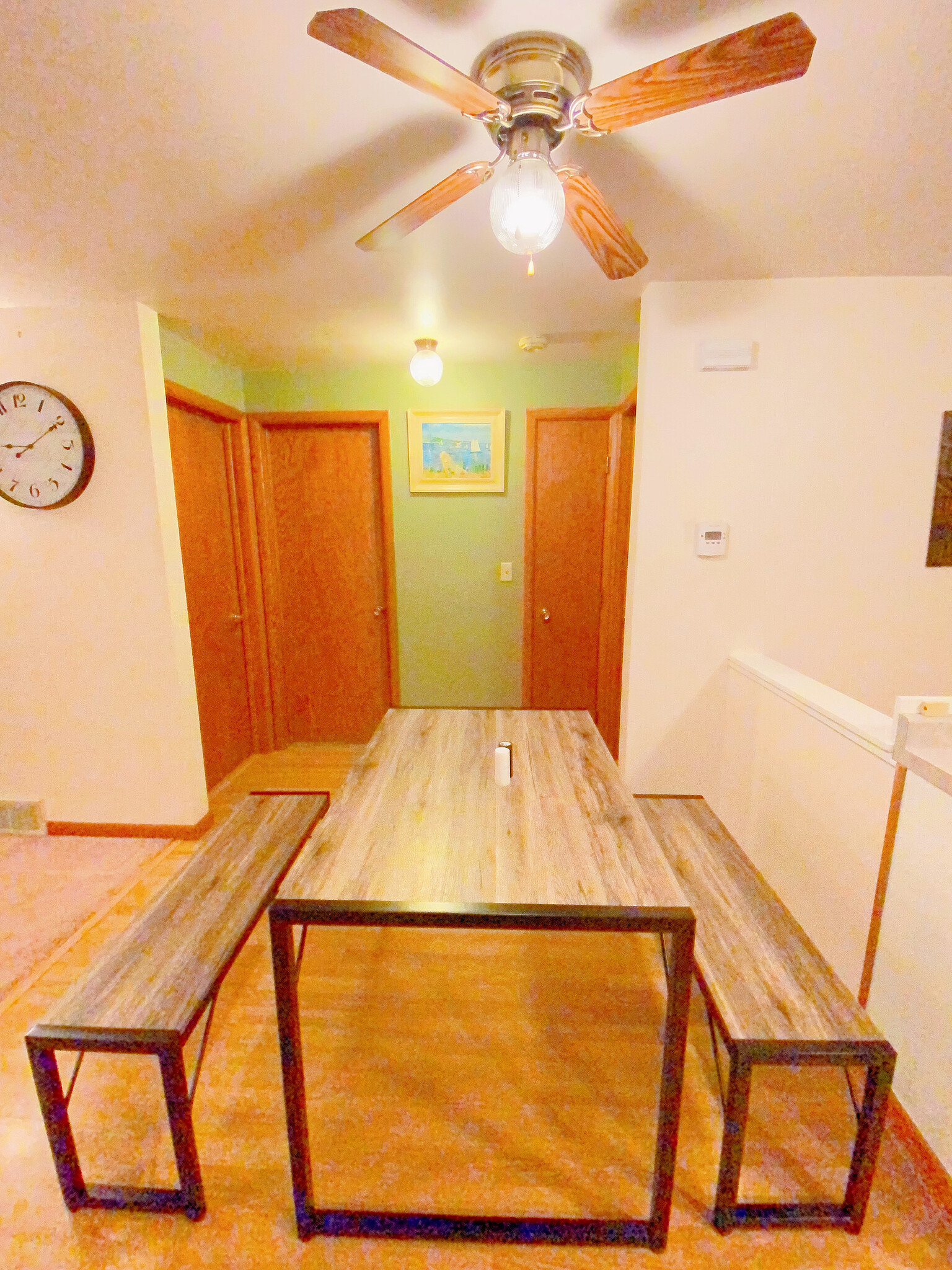 Dining table - 3292 Marthas Ln